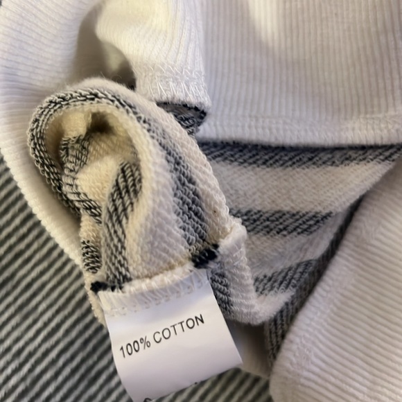 AMOUR CAFE CREME Print Crewneck Striped Sweatshirt Large White/Black - Picture 4 of 5